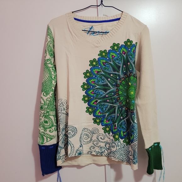DESIGUAL long sleeved, floral beaded top - Picture 1 of 6
